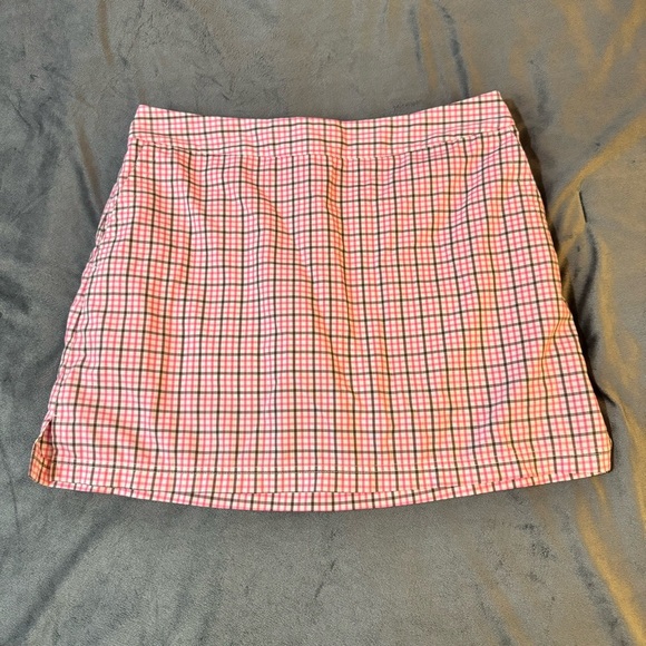 Adidas Golf Skirt Size 10

#1063 - Picture 1 of 13